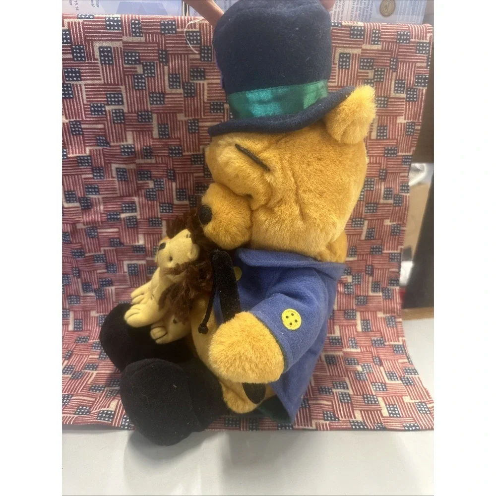 Walt Disney‎ Winnie The Pooh Circus Lion Tamer 13